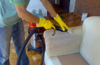 Limpeza de Sofá Limpe House - Foto 1